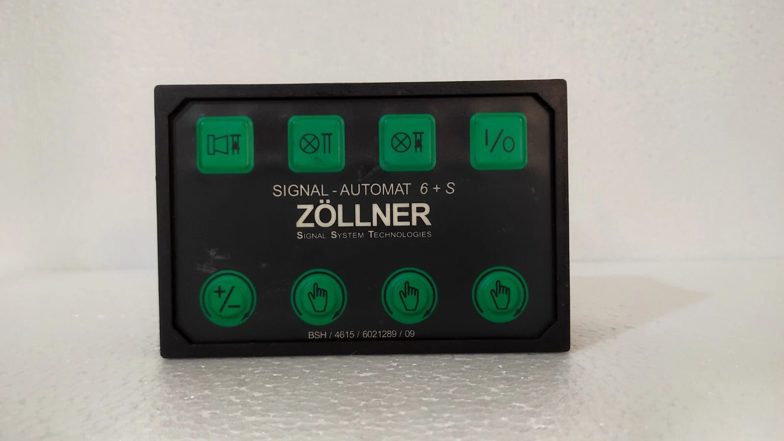 Zollner Signal Automat 6+S "A" / Signal-Automat 6+S "A" Operating Panel